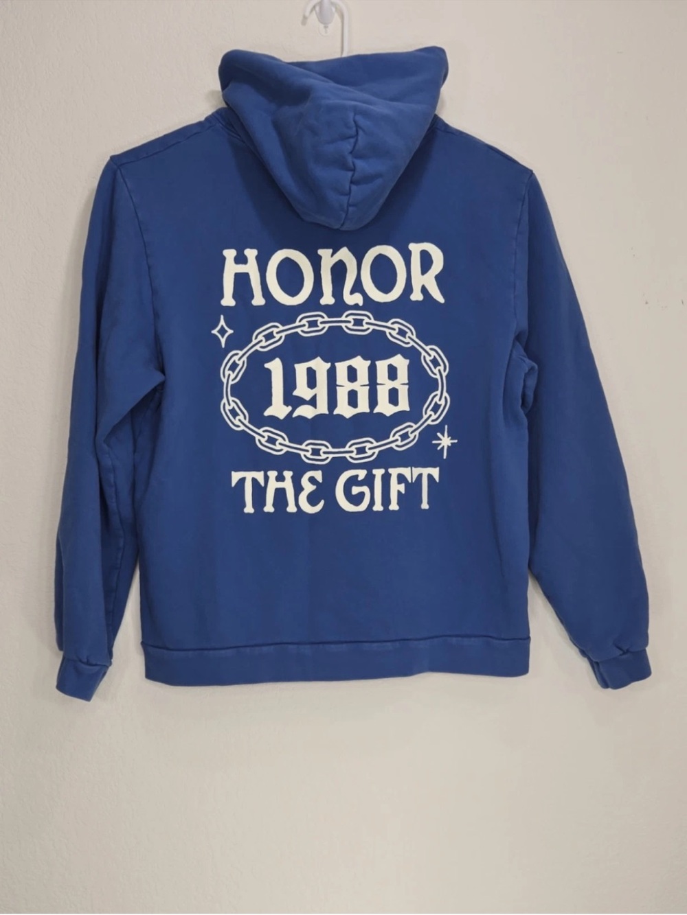 HONOR THE GIFT Hoodie Blue Pullover Sweatshirt Spell Out Size L Mens